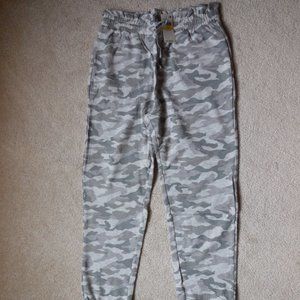 Juniors' Derek Heart Paper-Bag Waist Knit Jogger Pants Size Medium Grey Camo